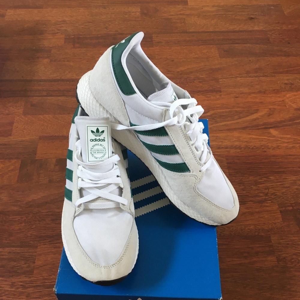 Adidas Forest Grove